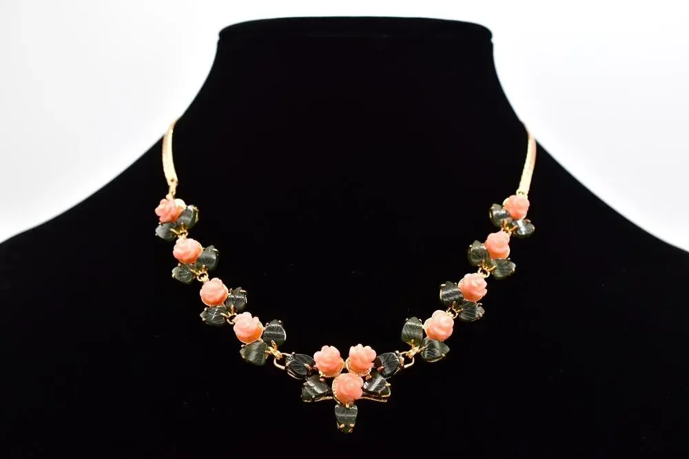 Vintage Carved Rose Leaf Collar Necklace Pink Floral Statement Gold Tone BinBE